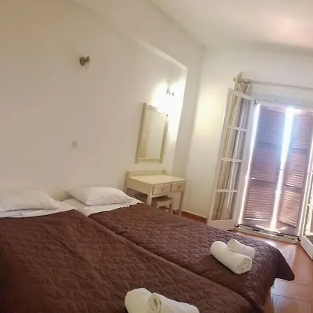 Mirabello Hotell 2*