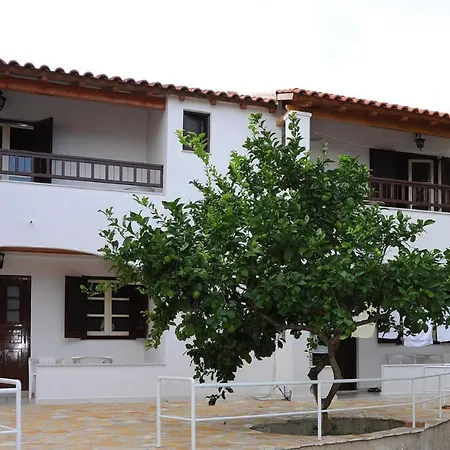 Hotell Mirabello 2*