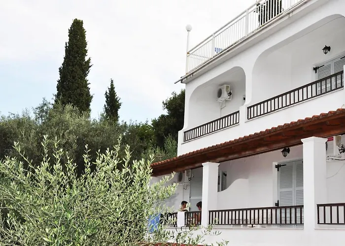 Mirabello 2* Dassia (Corfu)