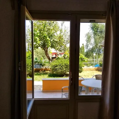 Mirabello 2* Dassia (Corfu)