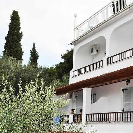 Mirabello 2* Dassia (Corfu)